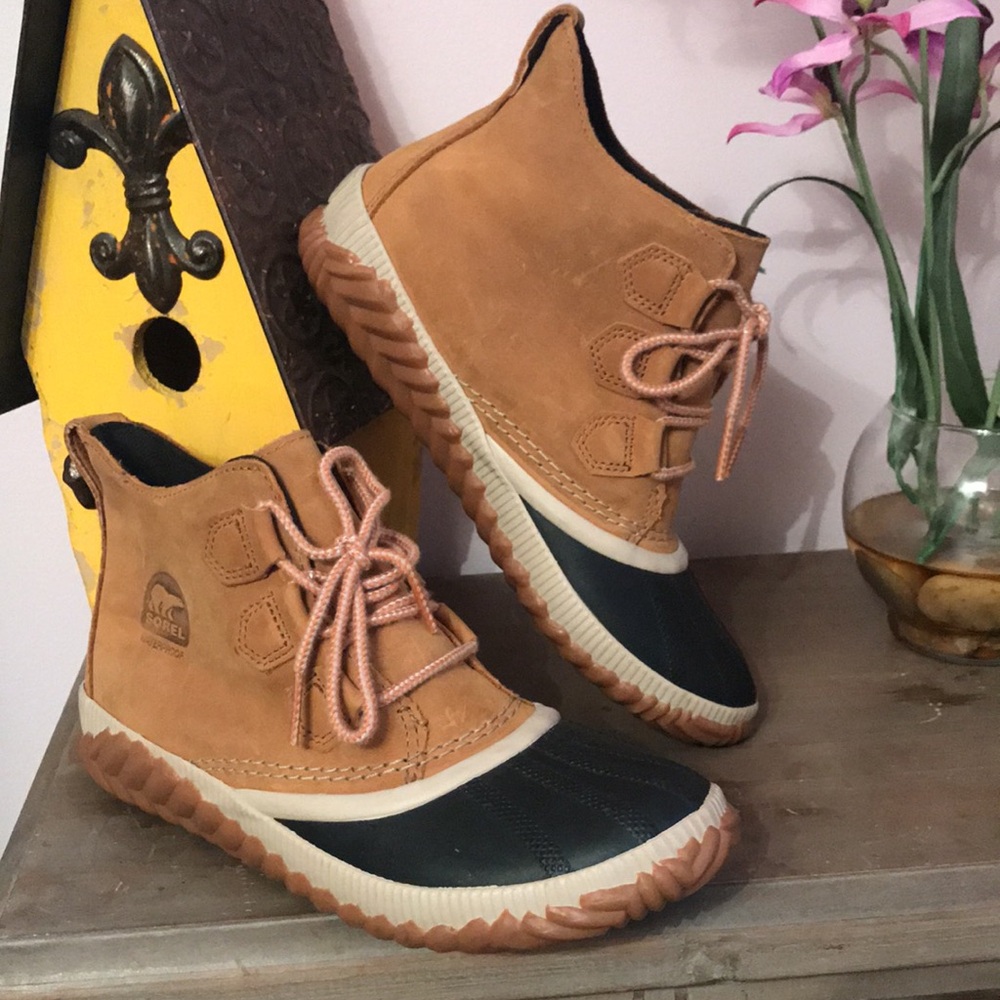🐬Sorel Out N About Waterproof Brown and Black Boots - Picture 9 of 13